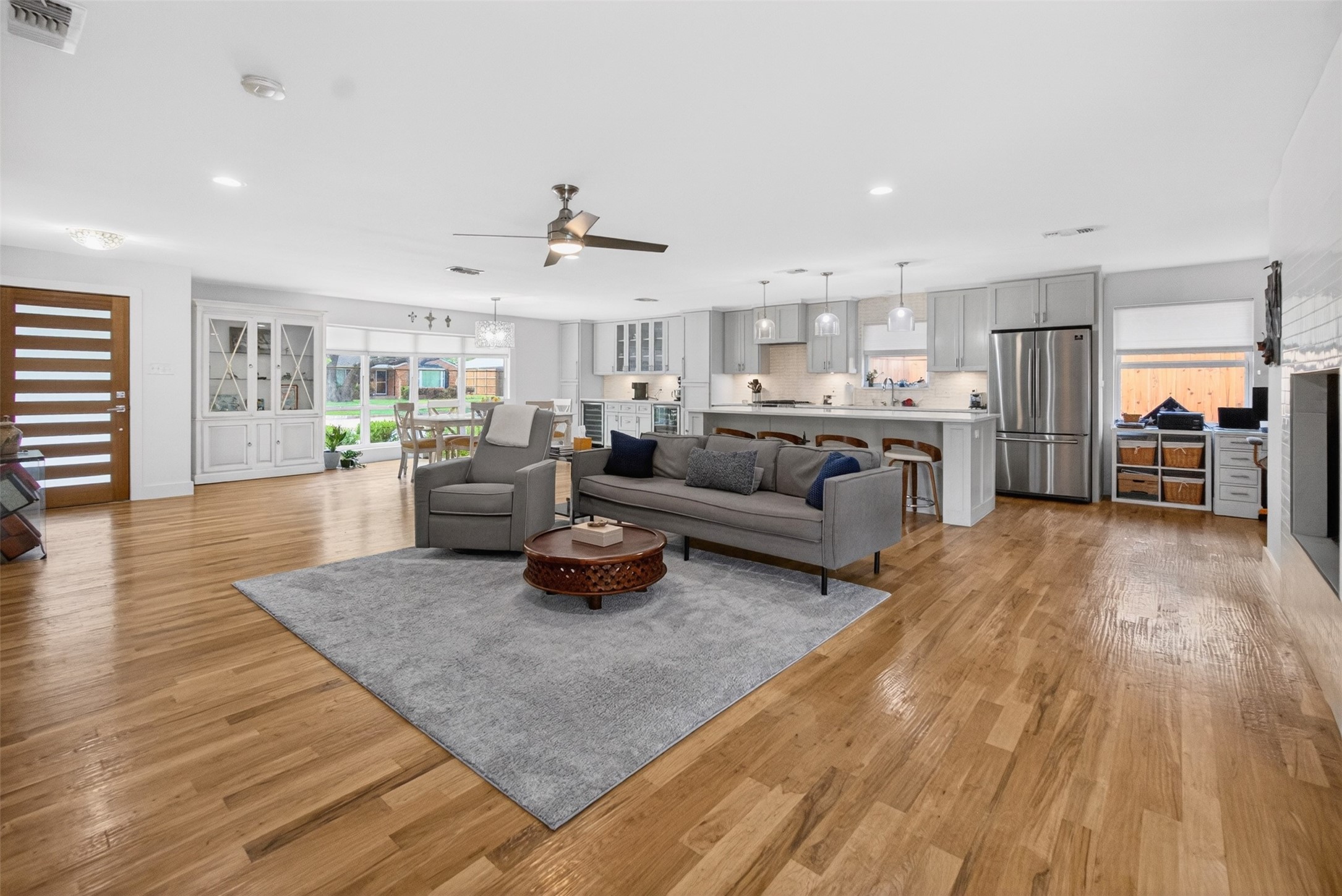 6233 Crestmont Drive Dallas TX 75214