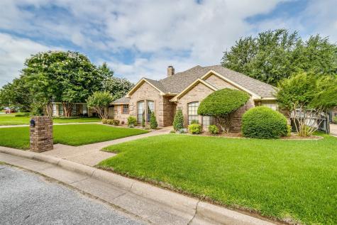 5004 Parliament Drive Arlington TX 76017