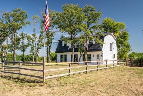 3139 Farm Road 3134 Cumby TX 75433
