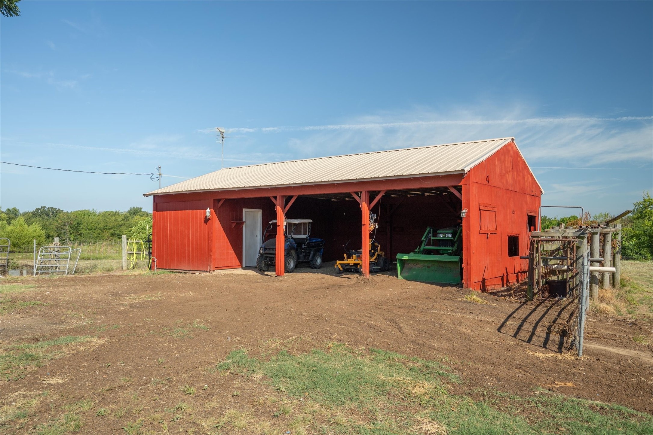 3139 Farm Road 3134 Cumby TX 75433