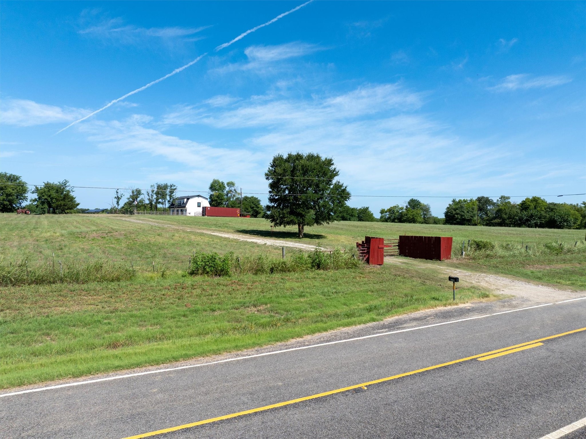 3139 Farm Road 3134 Cumby TX 75433