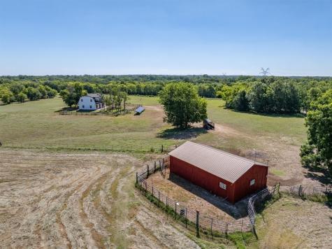 3139 Farm Road 3134 Cumby TX 75433