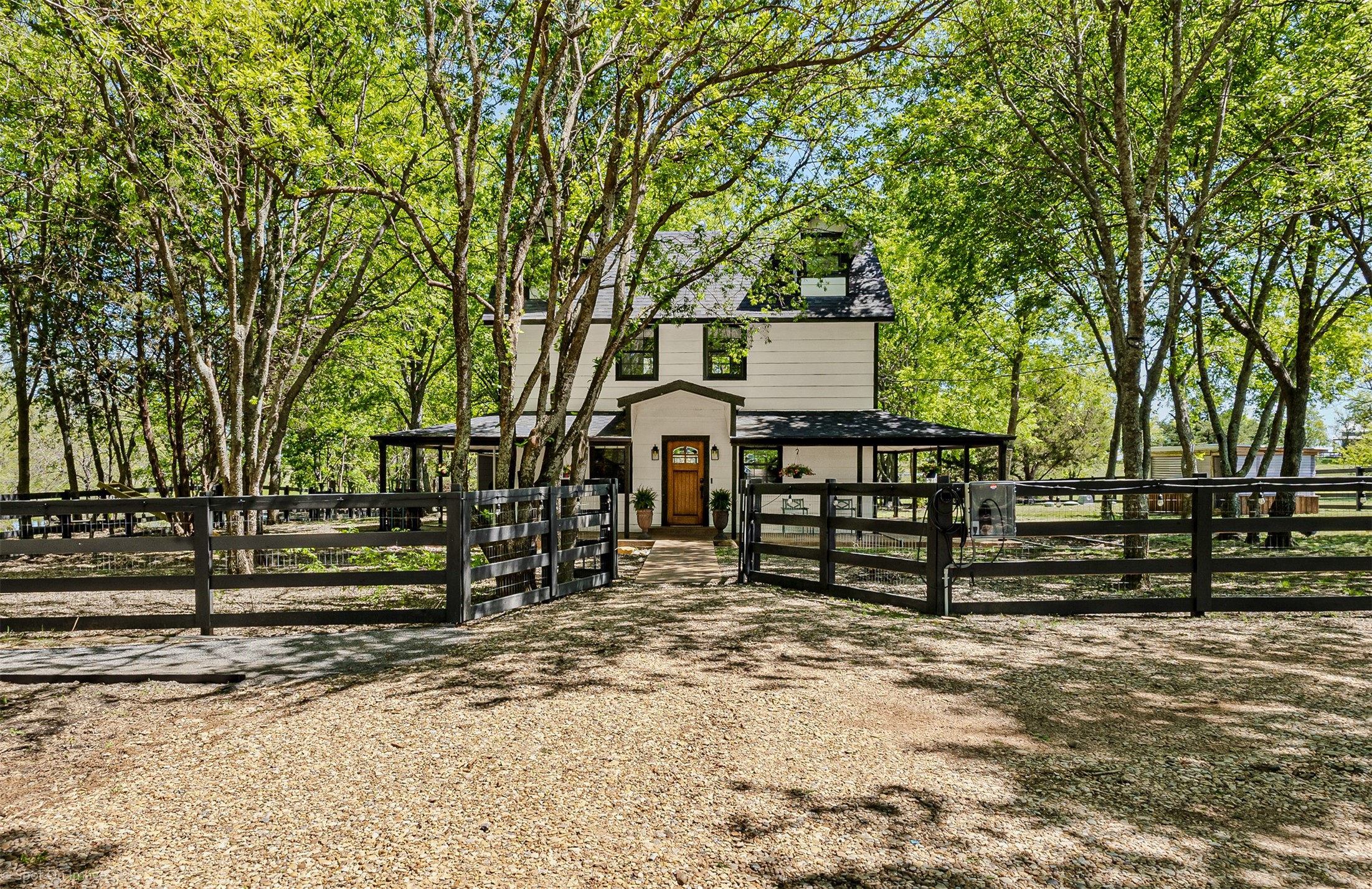 1111 Fm 151 Trenton TX 75490