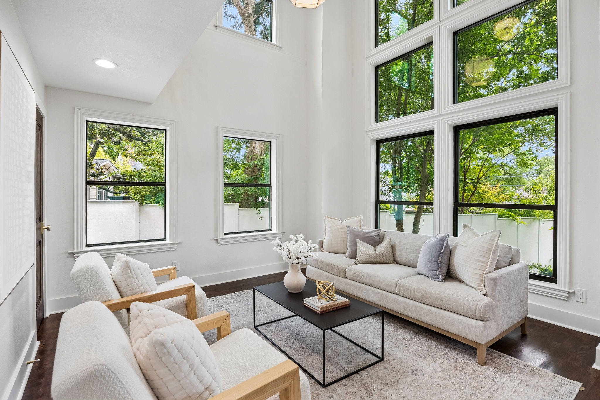 2010 Mayflower Drive Dallas TX 75208