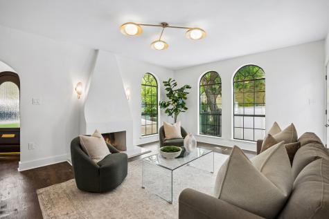 2010 Mayflower Drive Dallas TX 75208