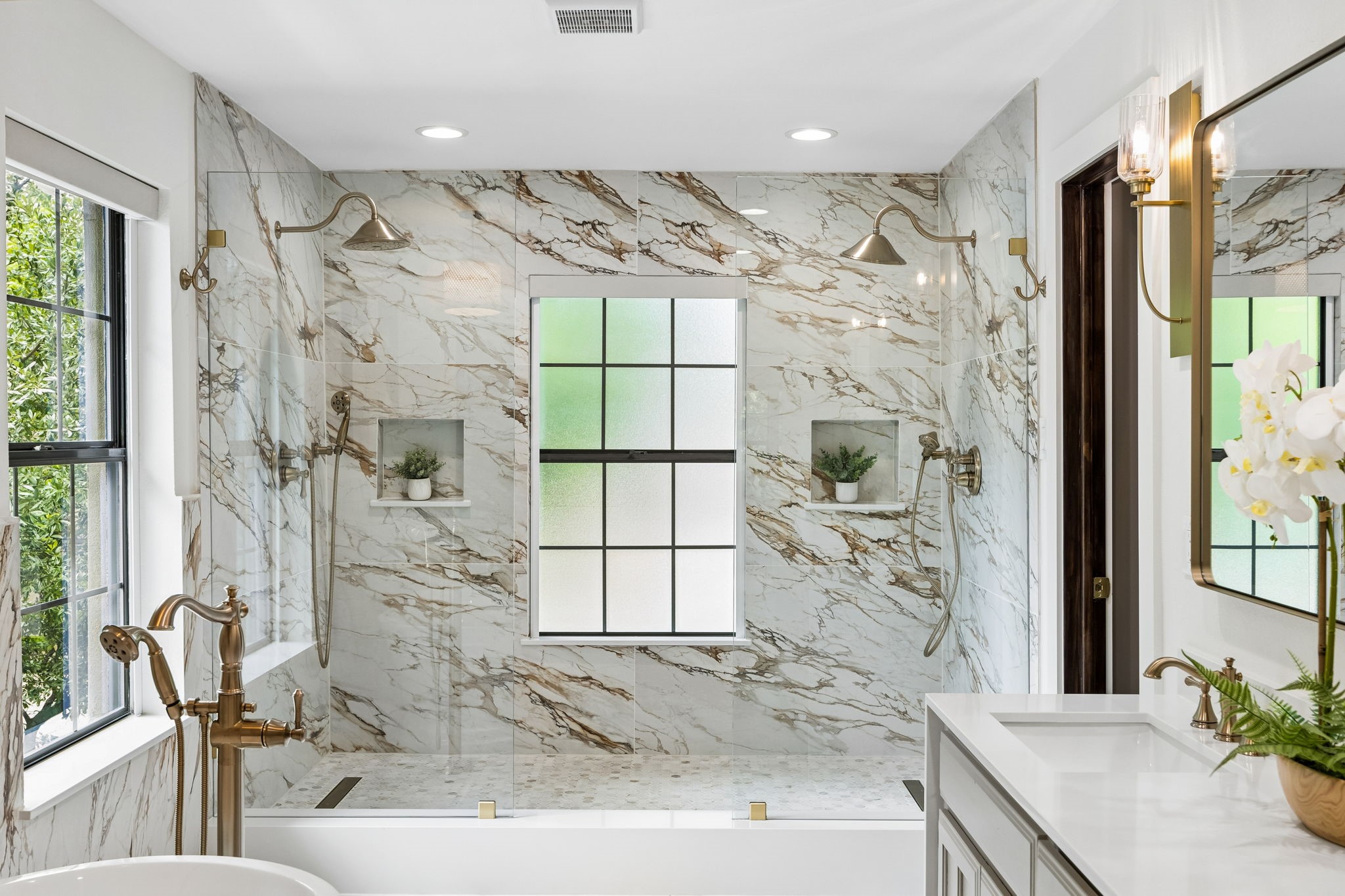 2010 Mayflower Drive Dallas TX 75208