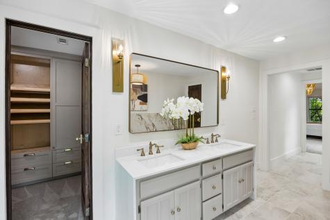 2010 Mayflower Drive Dallas TX 75208