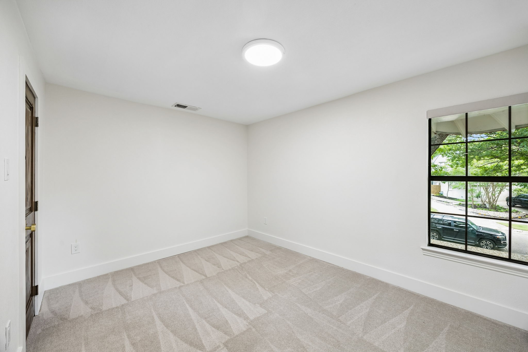 2010 Mayflower Drive Dallas TX 75208