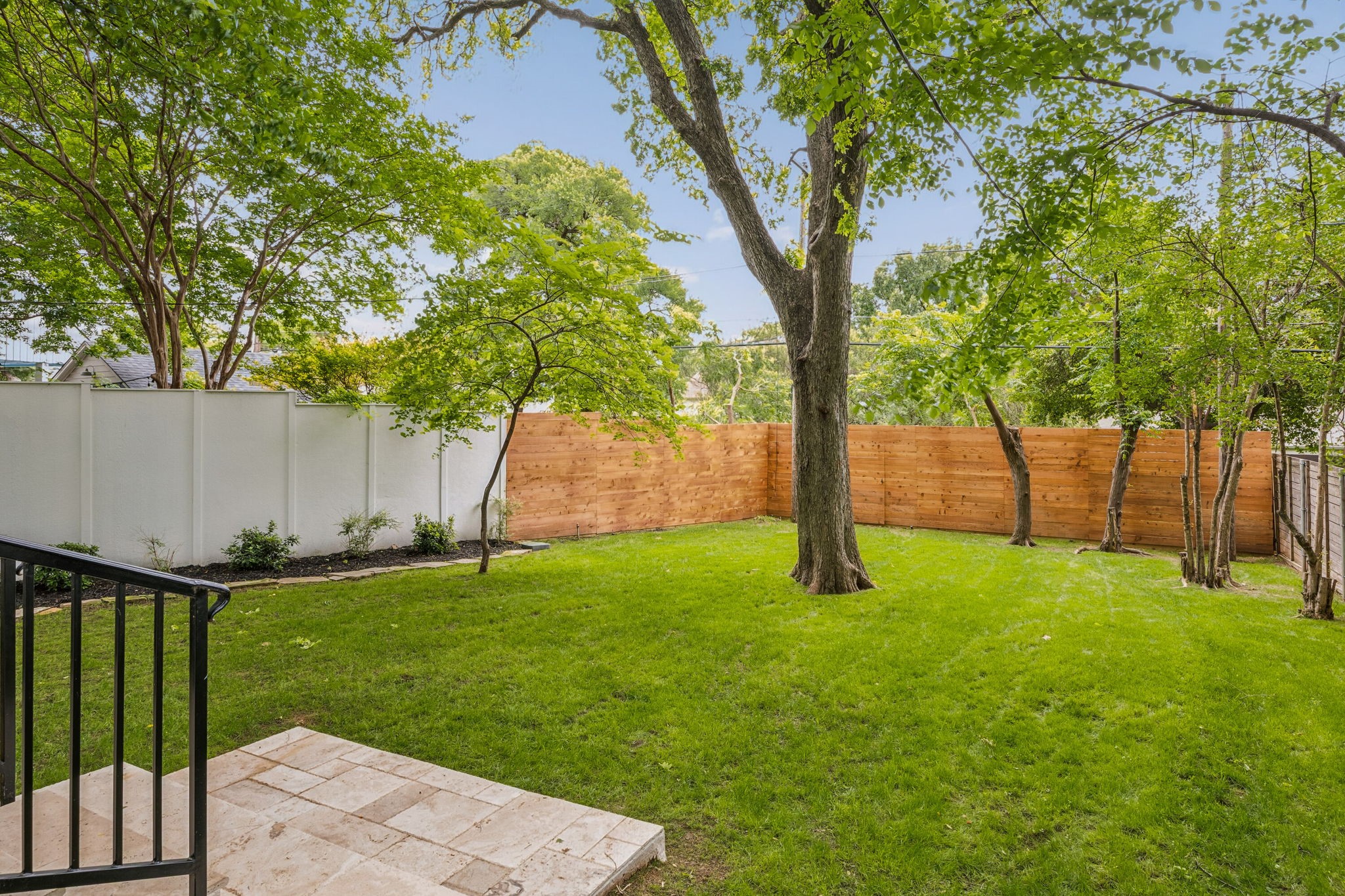 2010 Mayflower Drive Dallas TX 75208