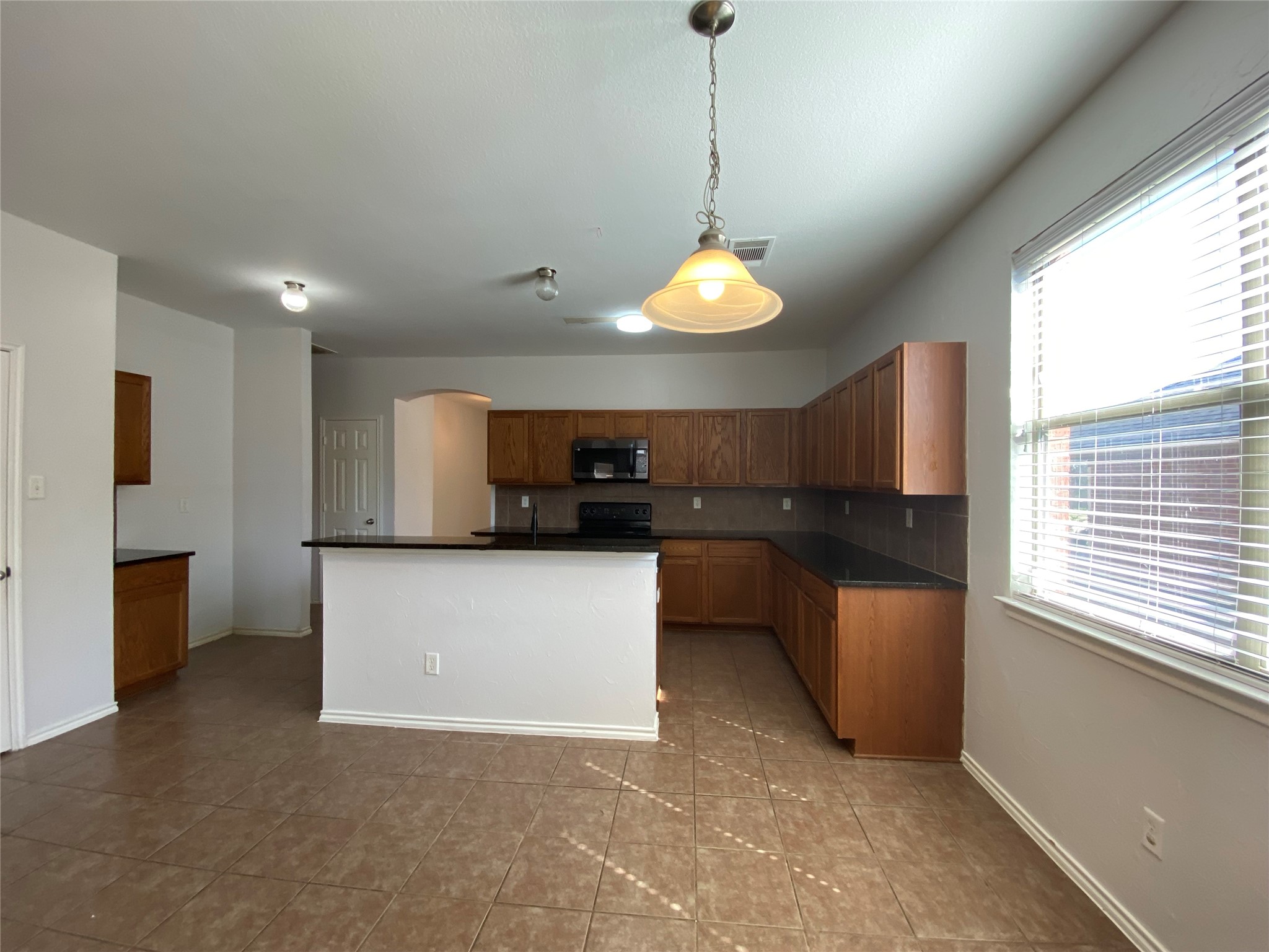 2913 Castlebend Drive Seagoville TX 75159