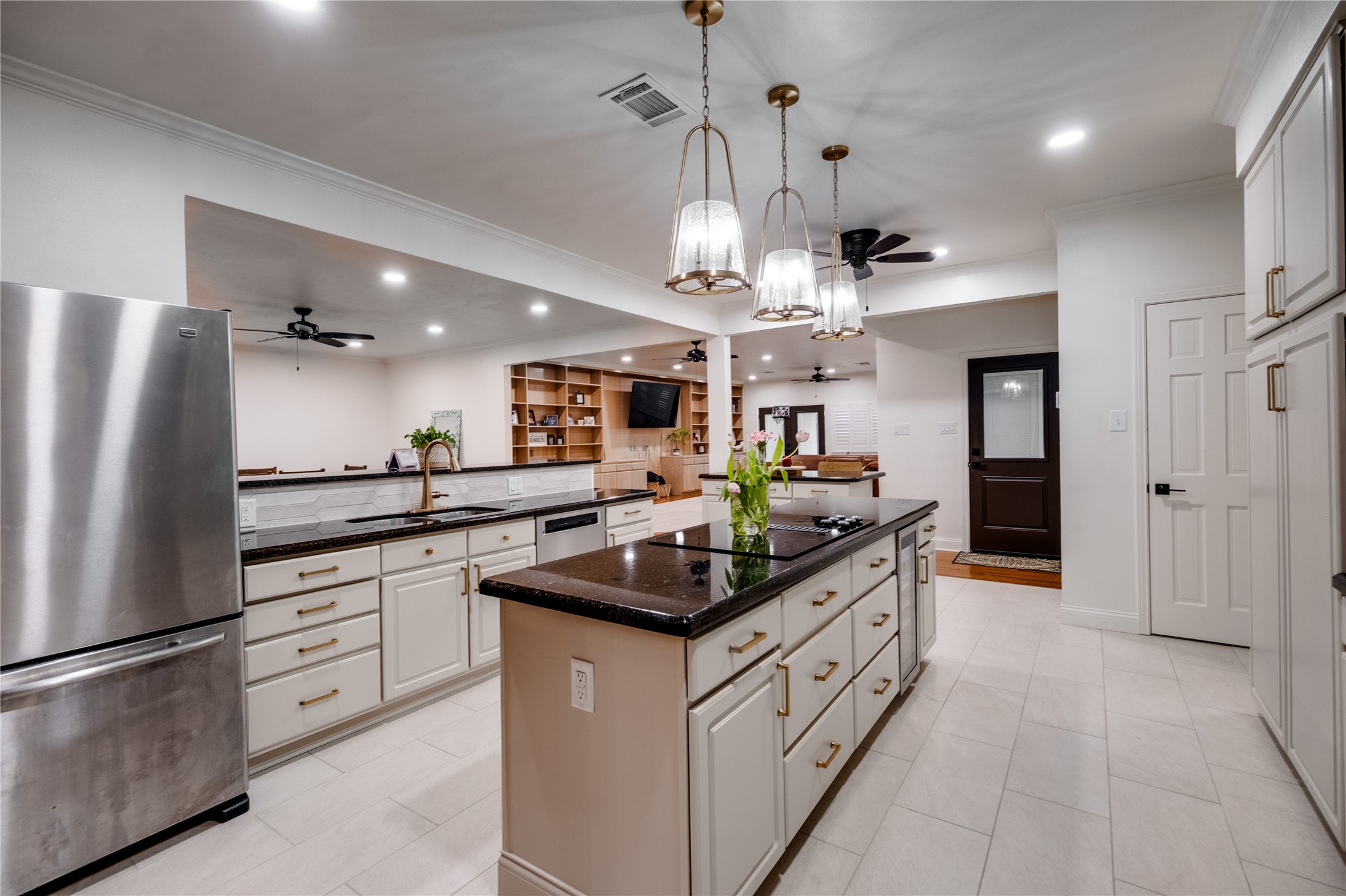 2213 Melissa Drive Palestine TX 75803