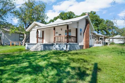 711 E 22nd Street Cisco TX 76437