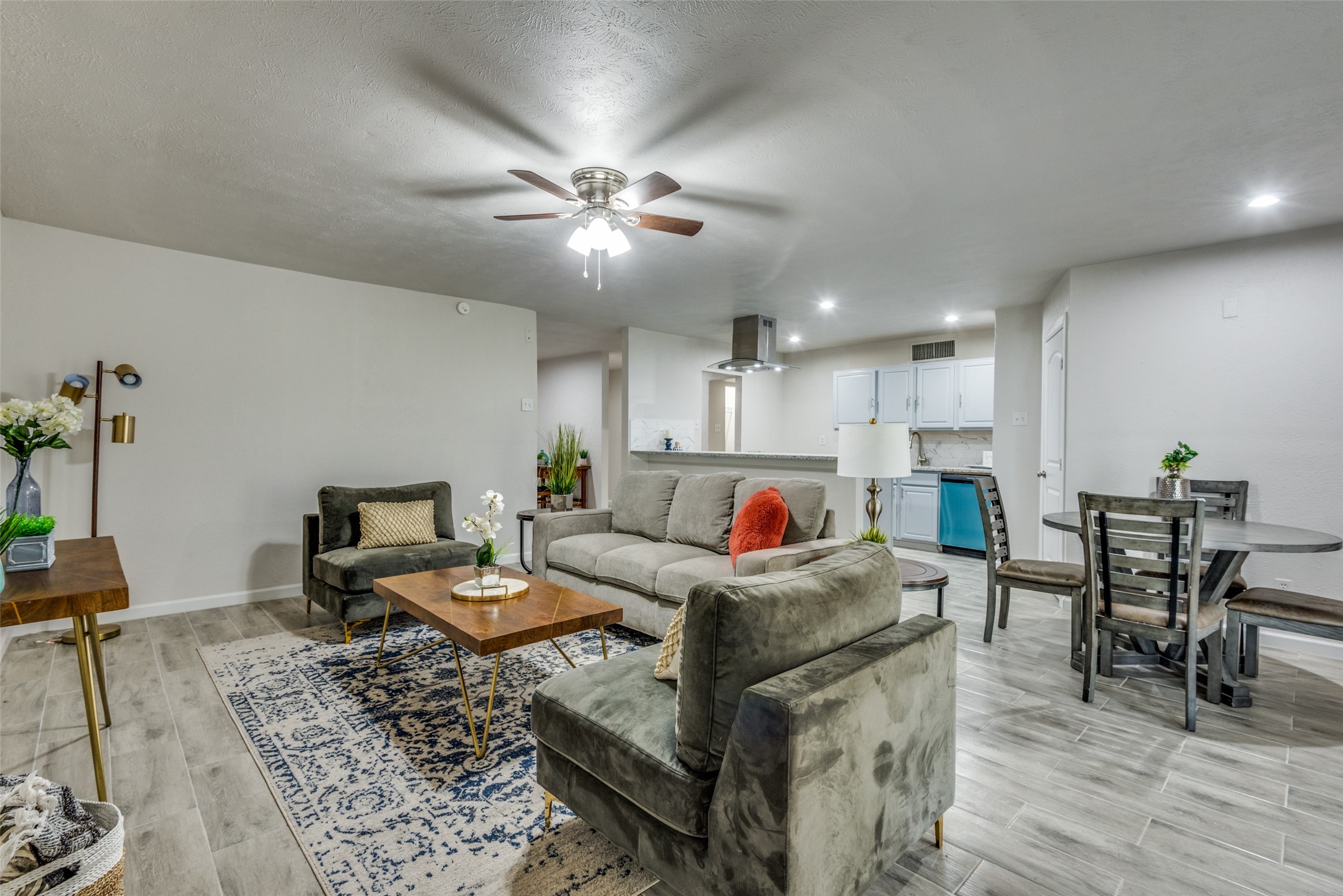 604 S Willow Street Mansfield TX 76063