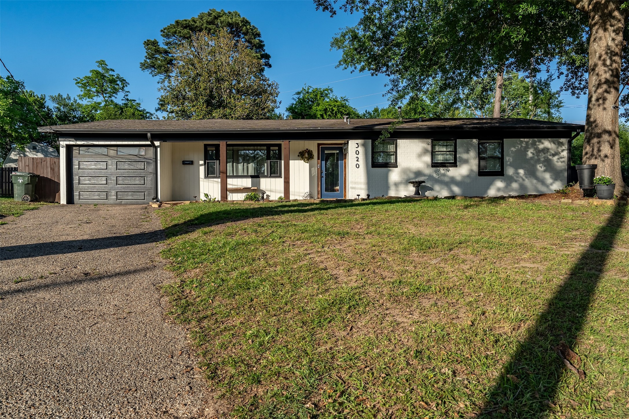 3020 Meadowlark Tyler TX 75701