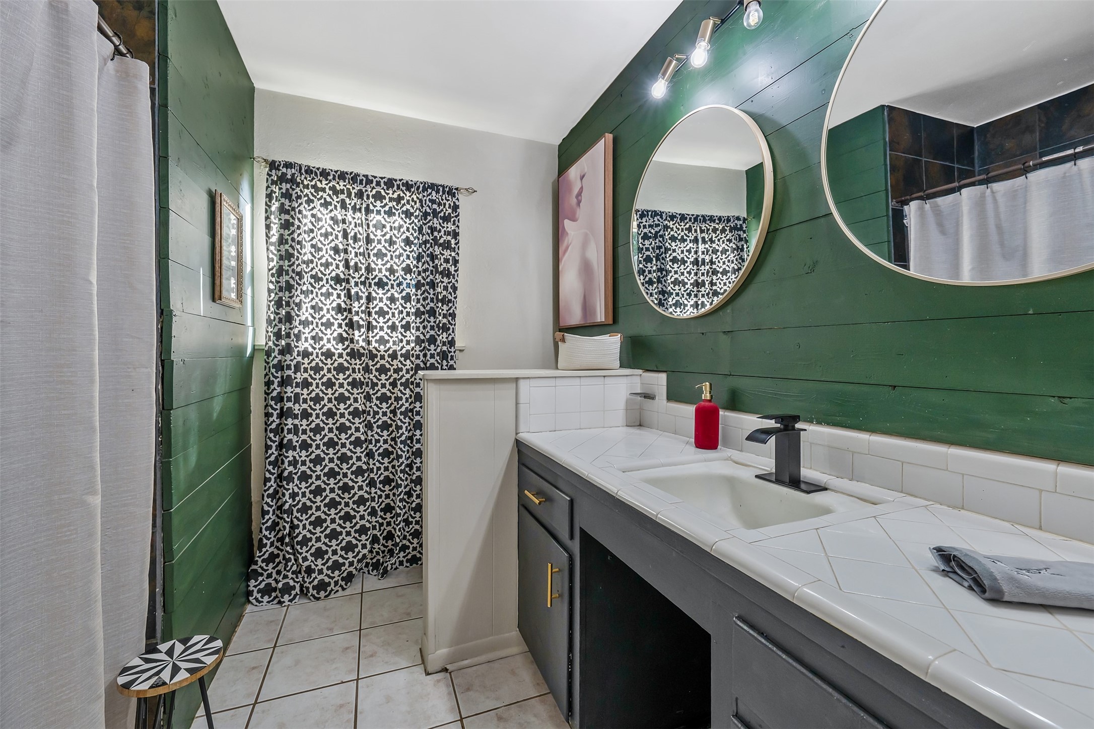3020 Meadowlark Tyler TX 75701