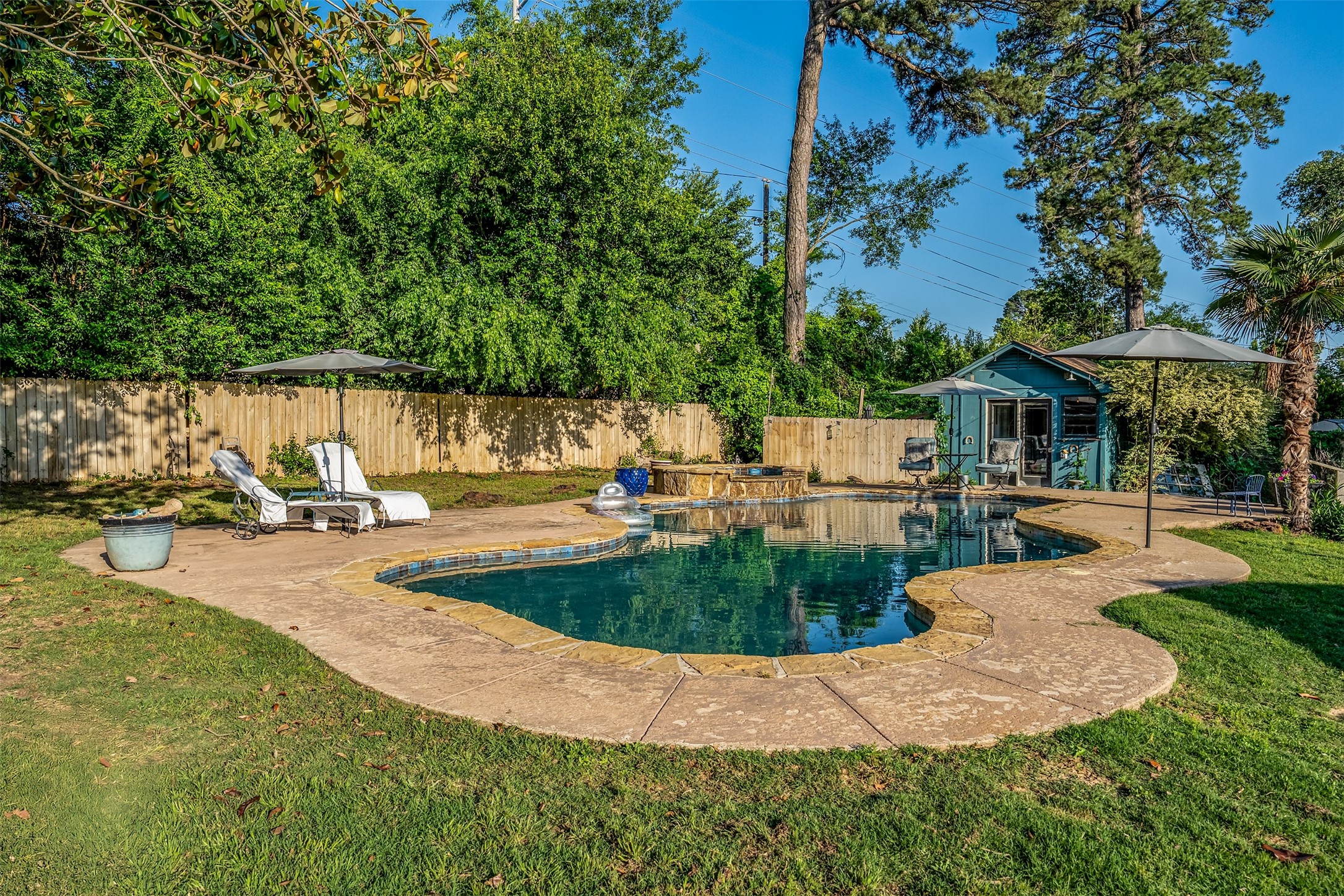 3020 Meadowlark Tyler TX 75701