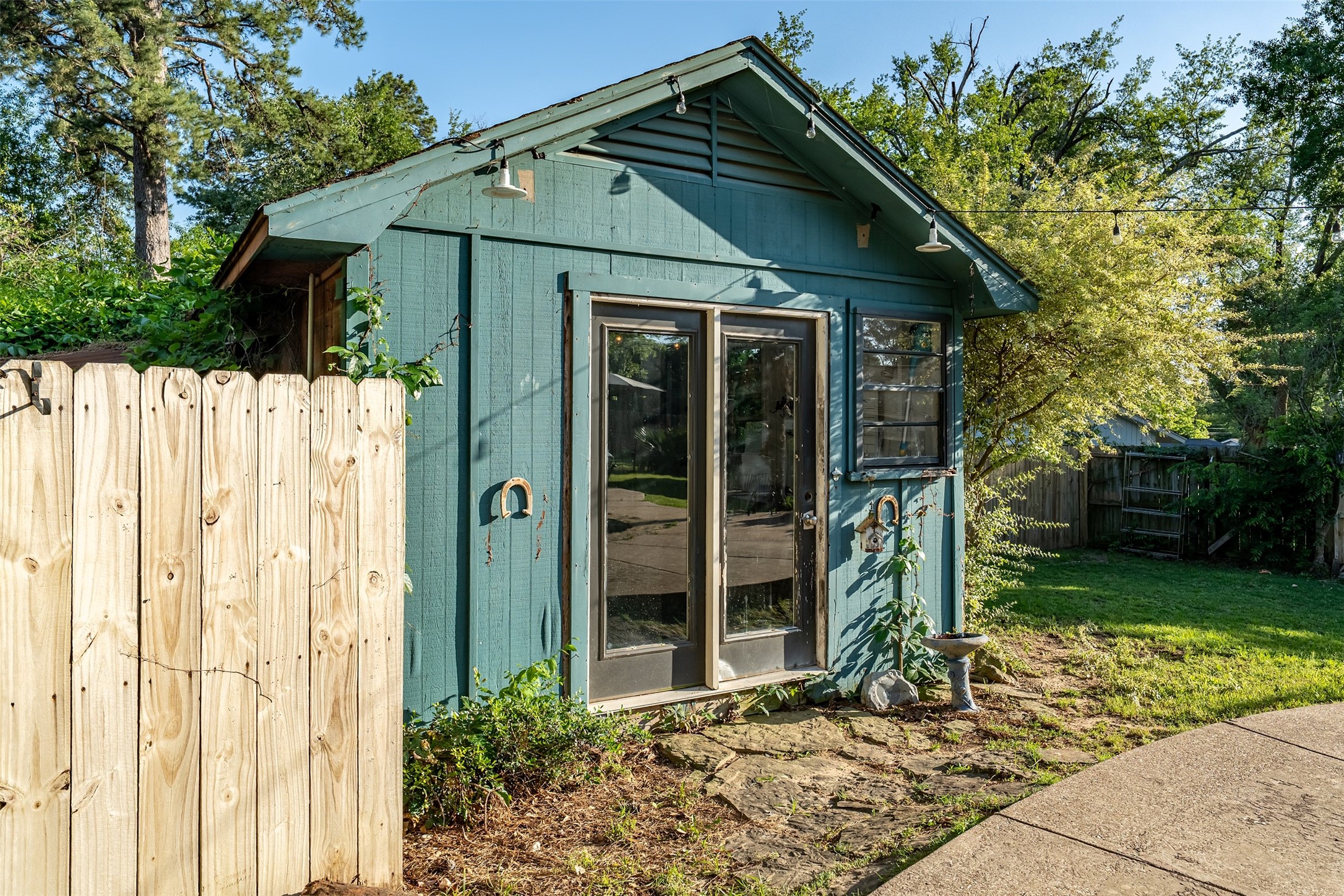 3020 Meadowlark Tyler TX 75701