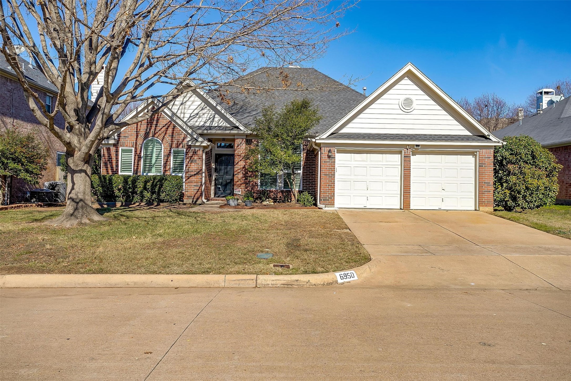 6950 Briarwood Drive Fort Worth TX 76132