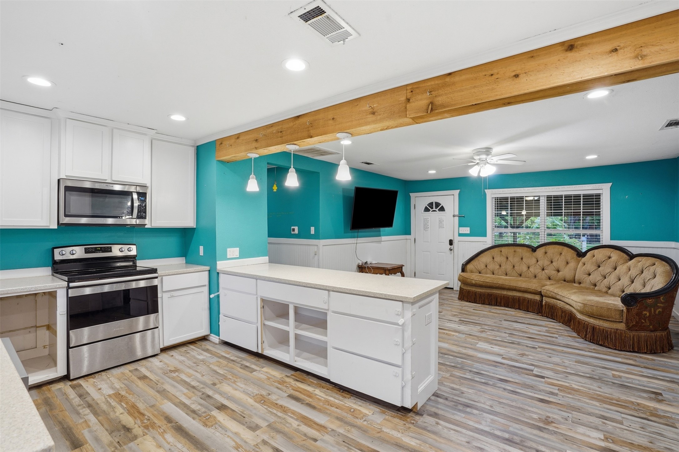 1724 E Crestway Drive West Tawakoni TX 75474