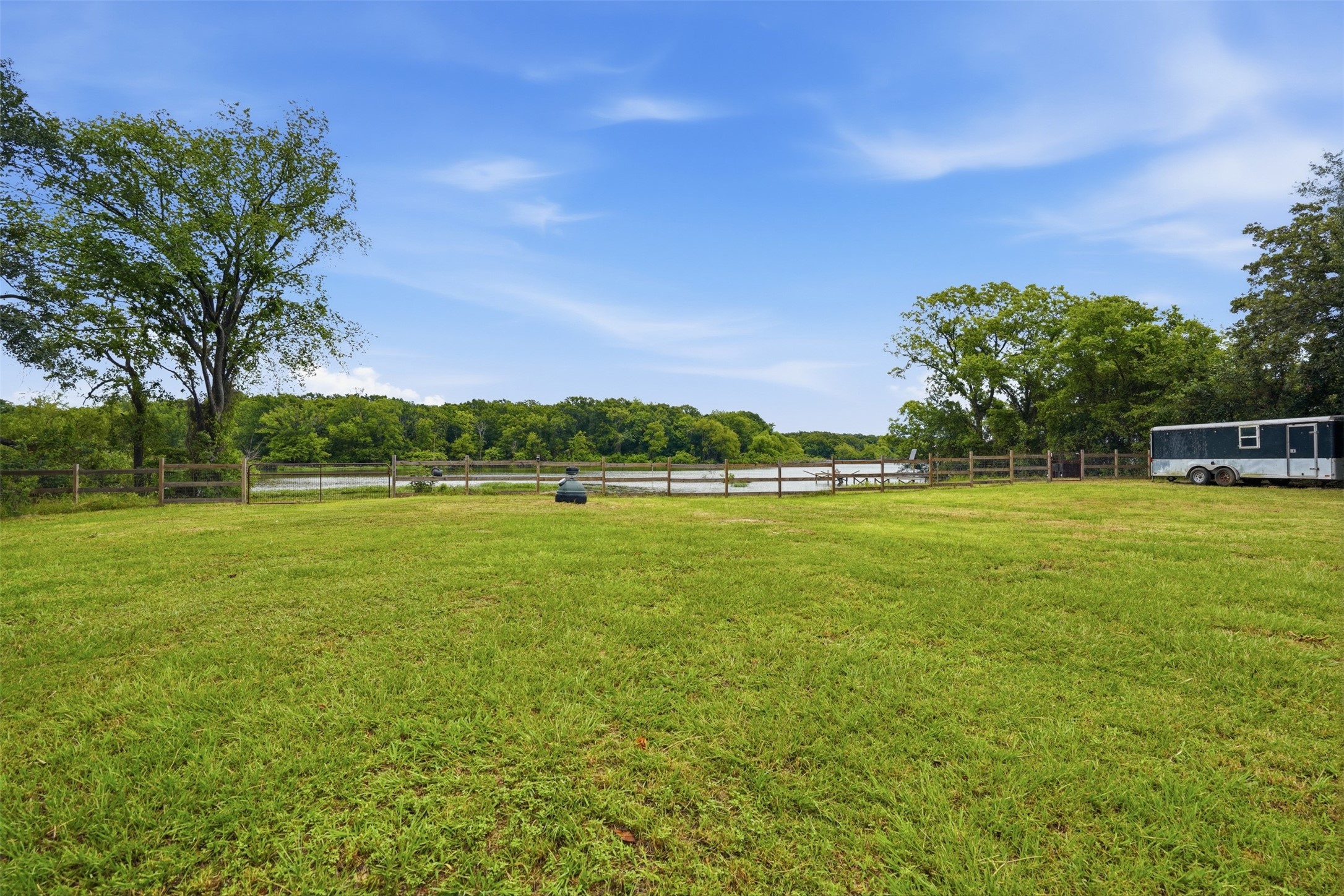 1724 E Crestway Drive West Tawakoni TX 75474