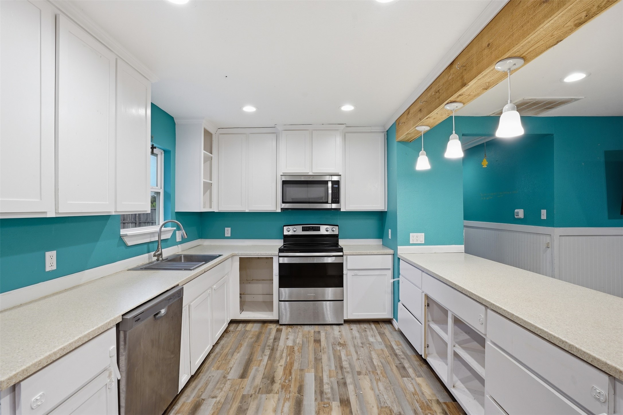 1724 E Crestway Drive West Tawakoni TX 75474
