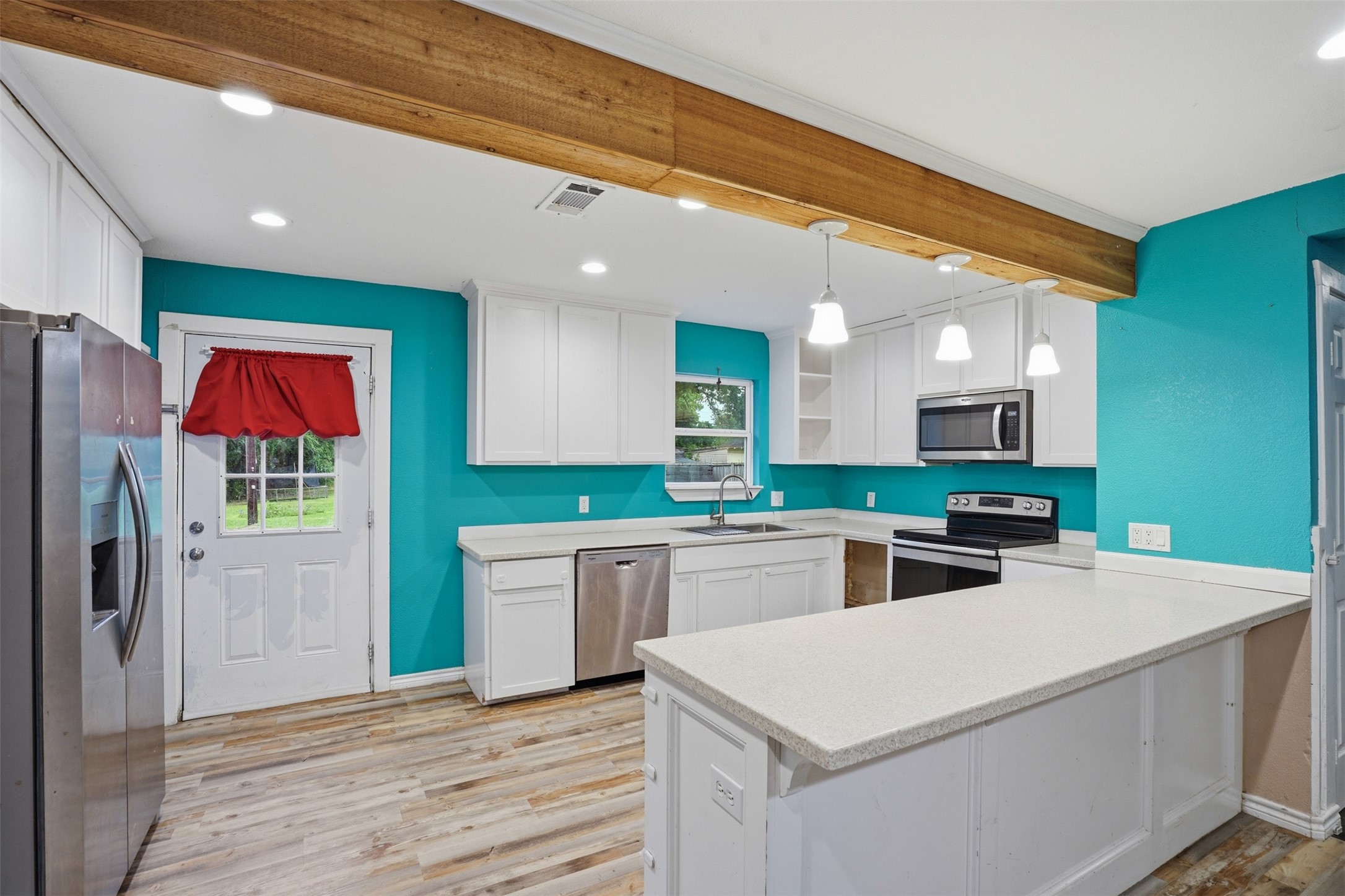 1724 E Crestway Drive West Tawakoni TX 75474