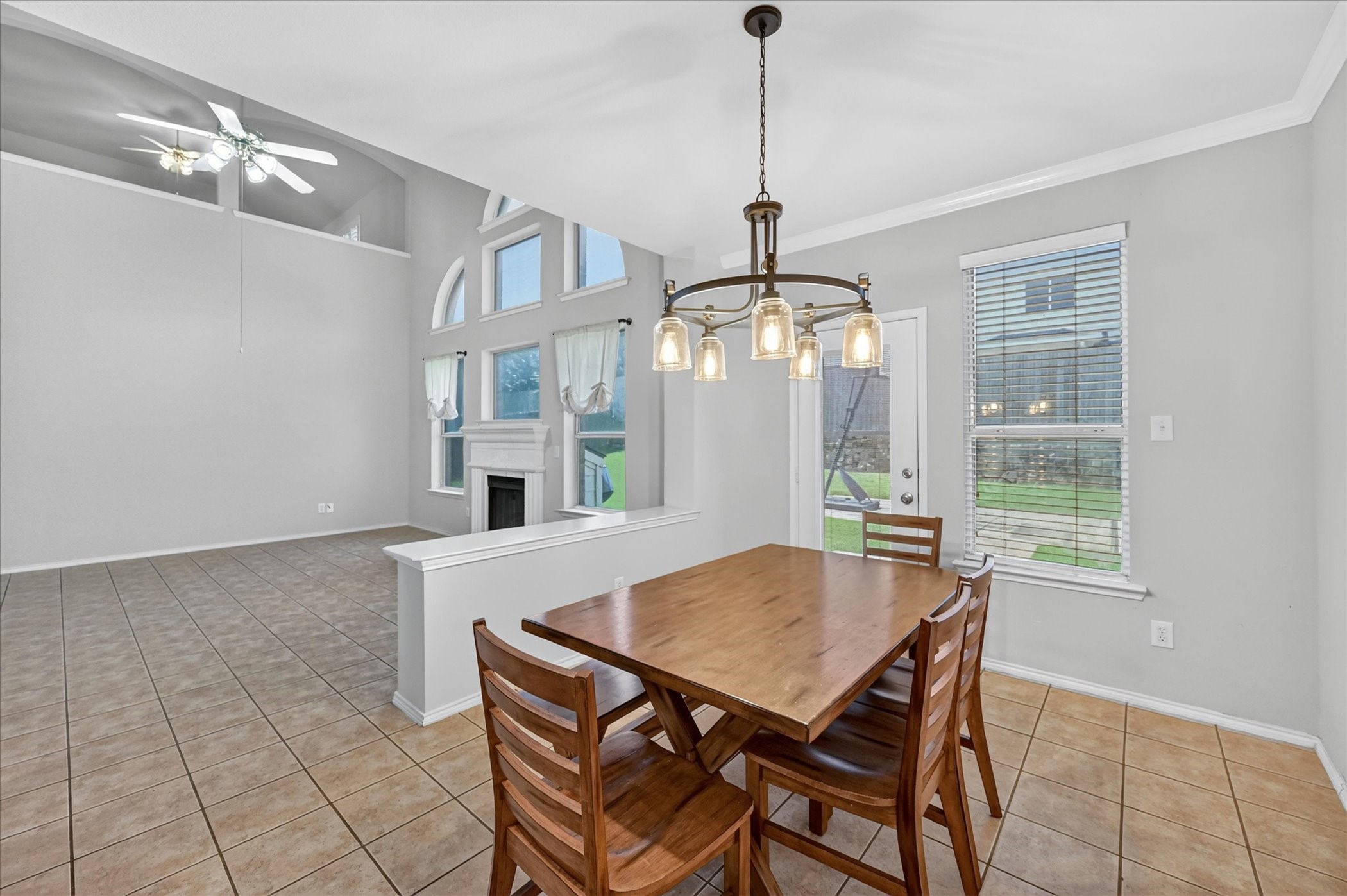6514 Daisy Drive Arlington TX 76017