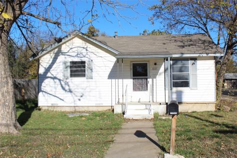 1005 E Pearl Street Stephenville TX 76401