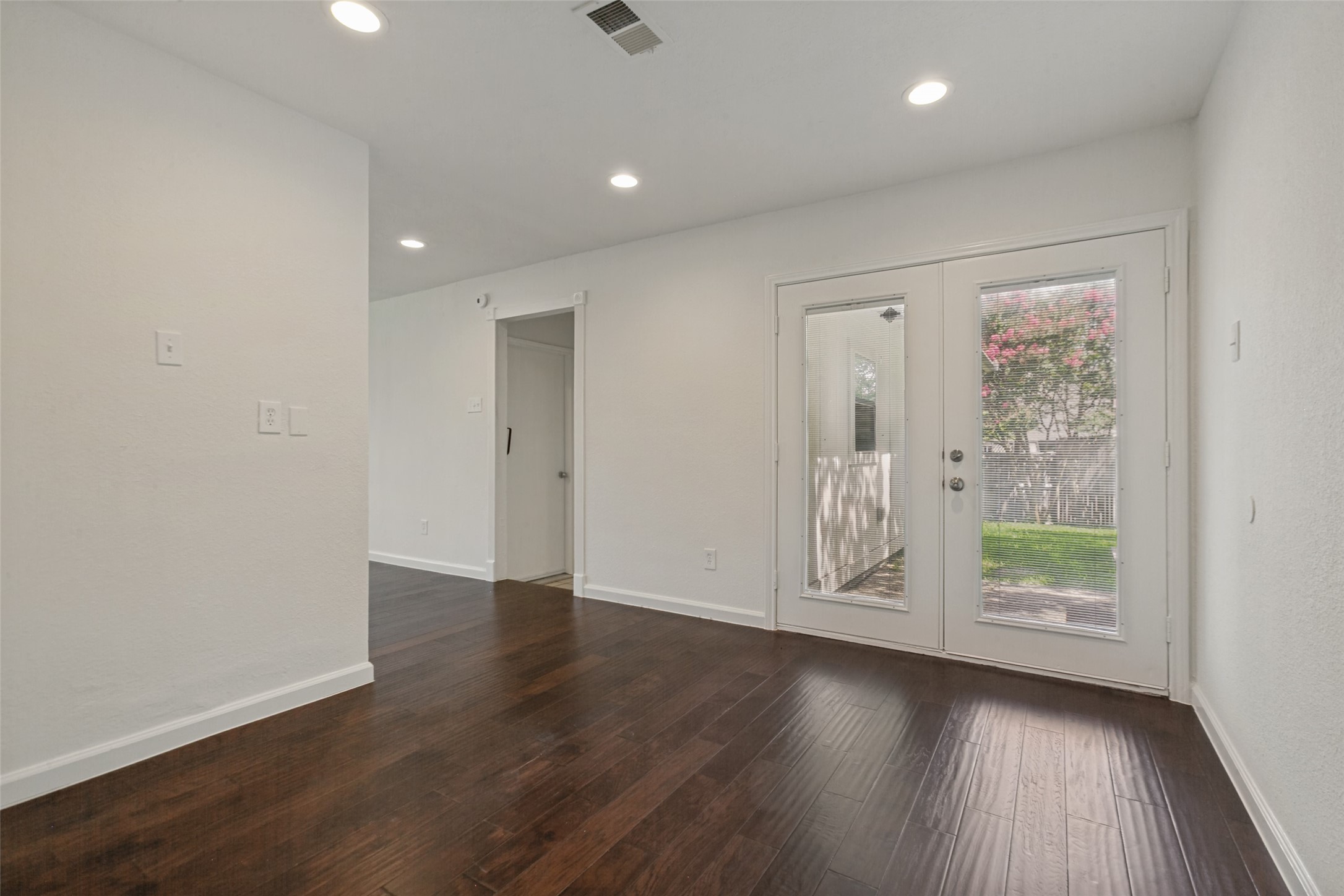 2013 Pleasant Valley Drive Plano TX 75023