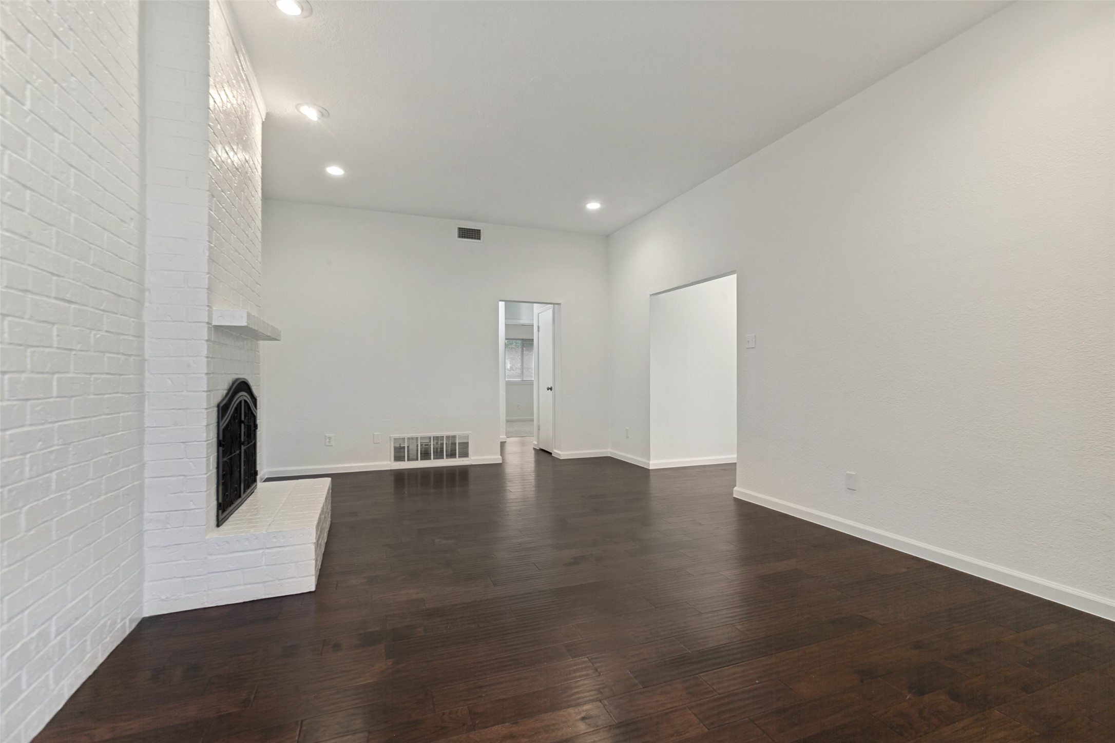 2013 Pleasant Valley Drive Plano TX 75023
