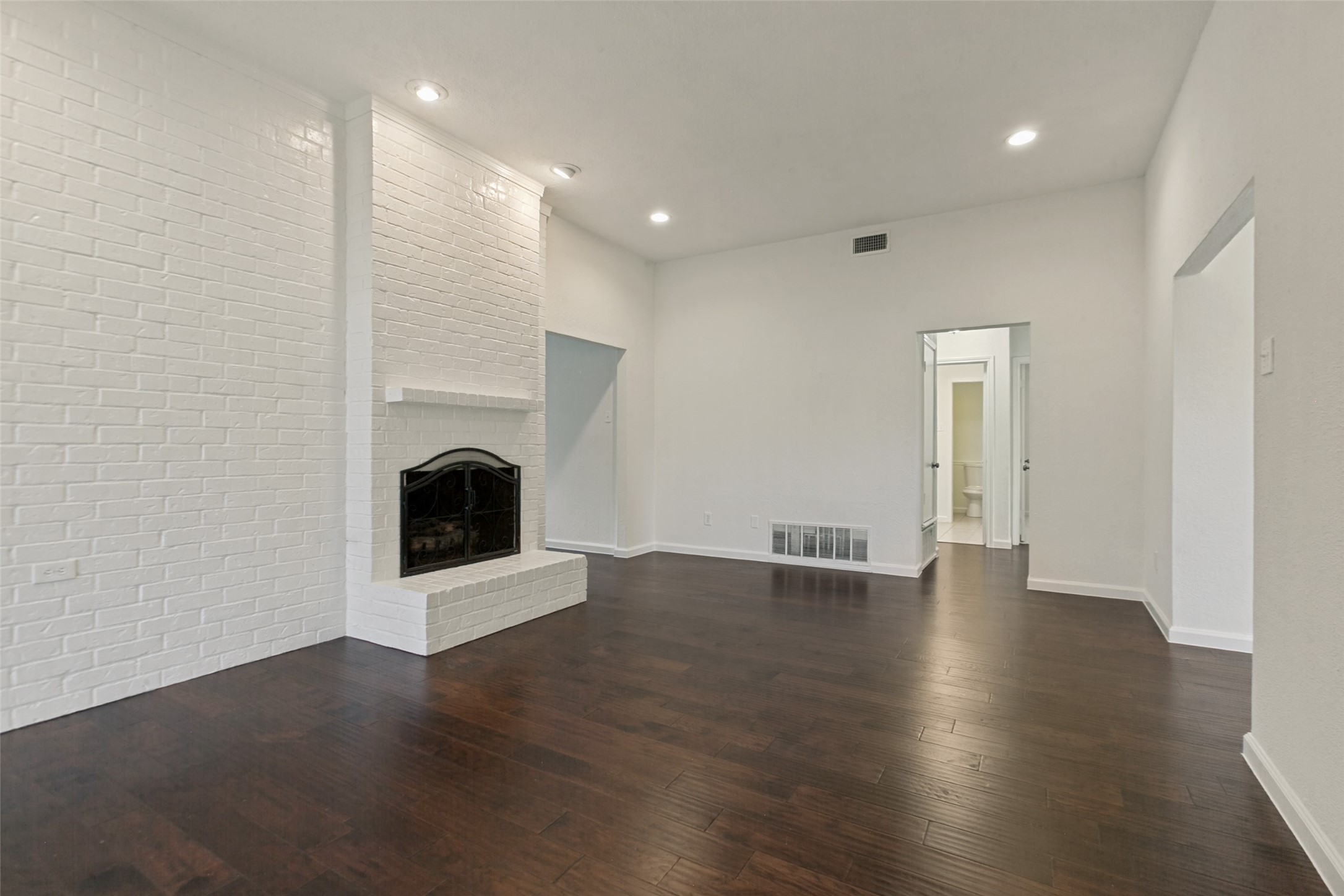 2013 Pleasant Valley Drive Plano TX 75023
