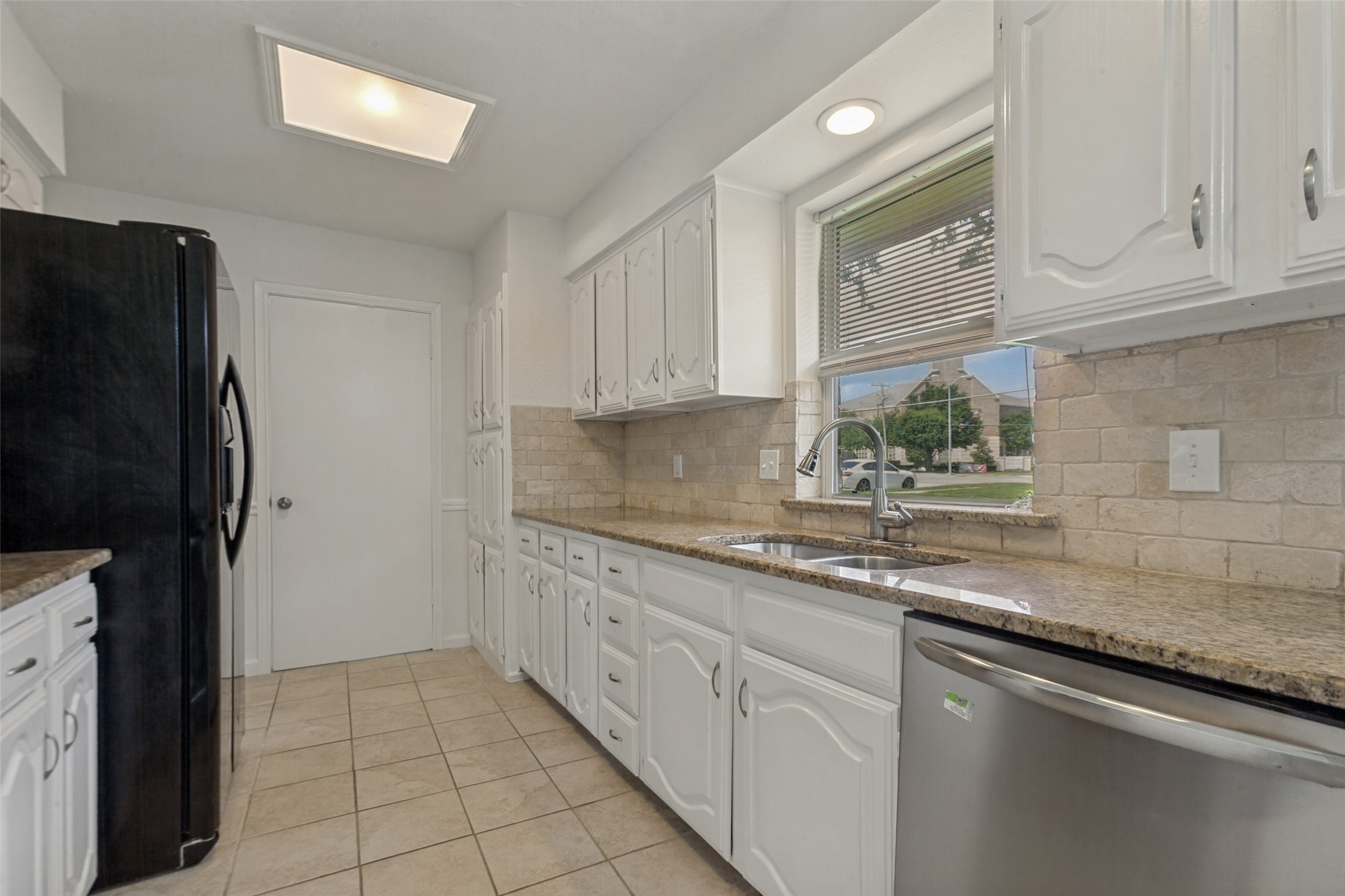 2013 Pleasant Valley Drive Plano TX 75023