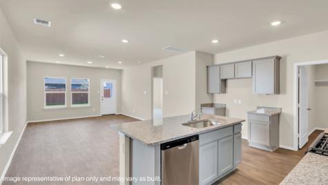 2124 Chantilly Lane Arlington TX 76015