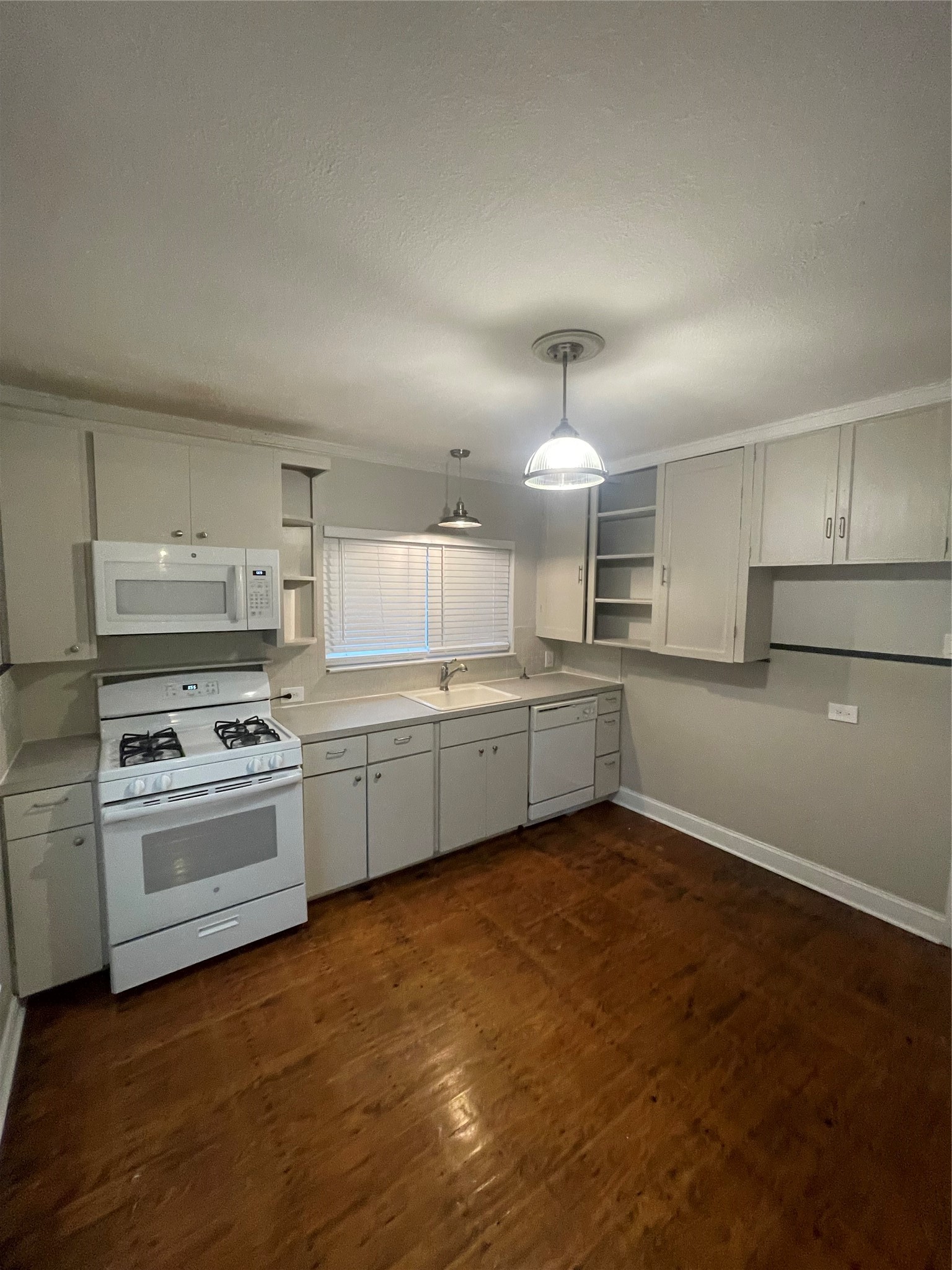 2523 Roanoke Avenue Dallas TX 75235