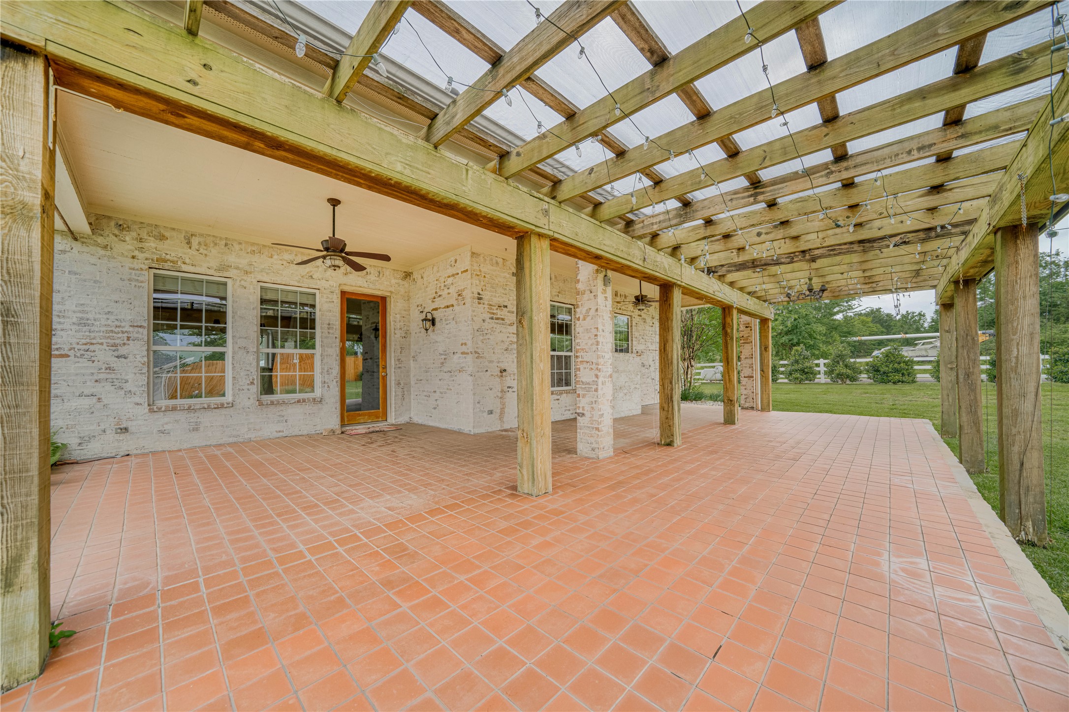 15 W Elmwood Corner Mount Vernon TX 75457