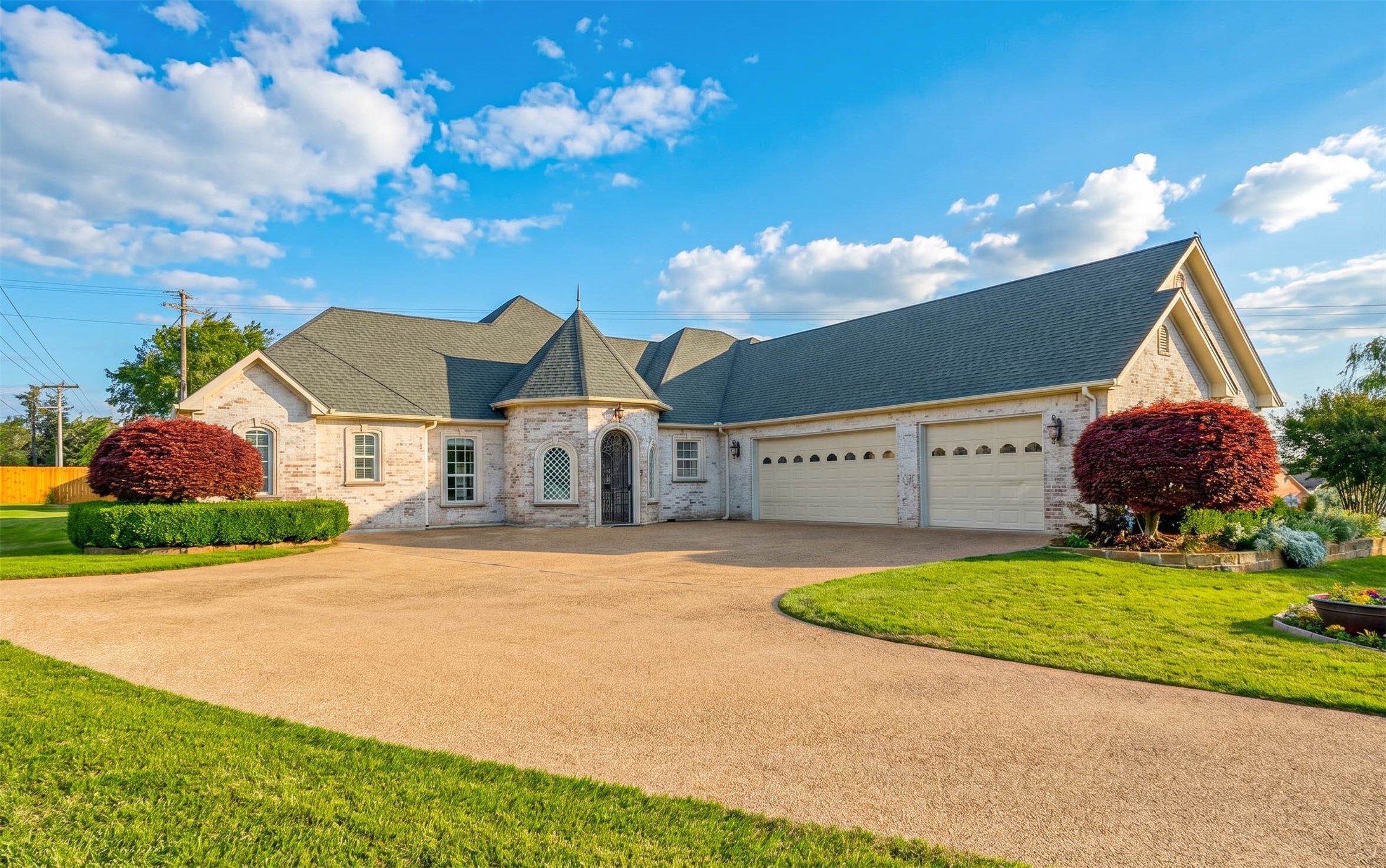 15 W Elmwood Corner Mount Vernon TX 75457