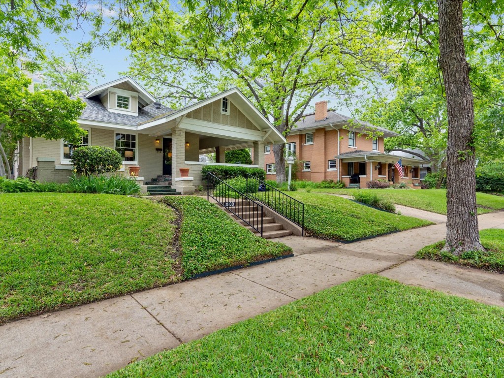 2509 6th Avenue Fort Worth TX 76110