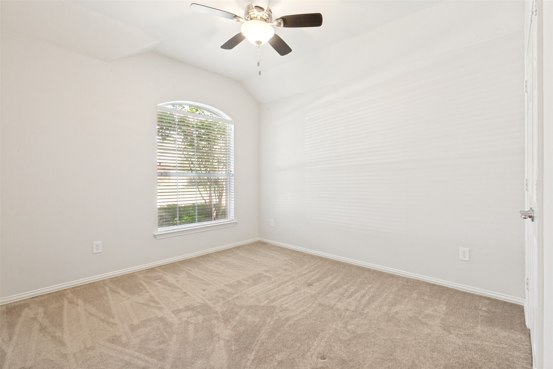 5844 Willow Wood Lane Dallas TX 75252