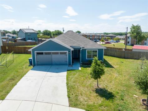 1320 Eagle Lake Drive Azle TX 76020
