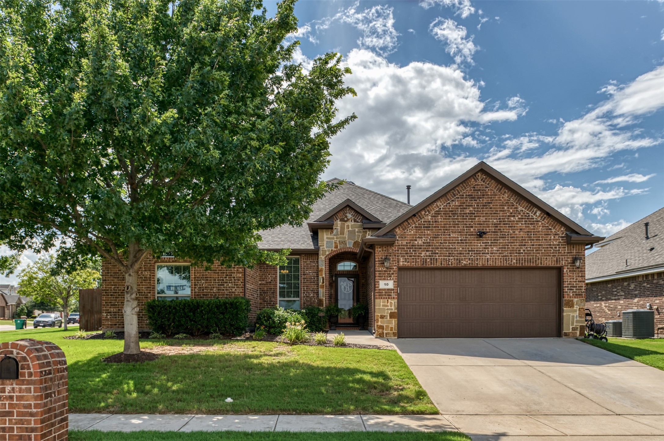 10 Ashlawn Court Edgecliff Village TX 76134