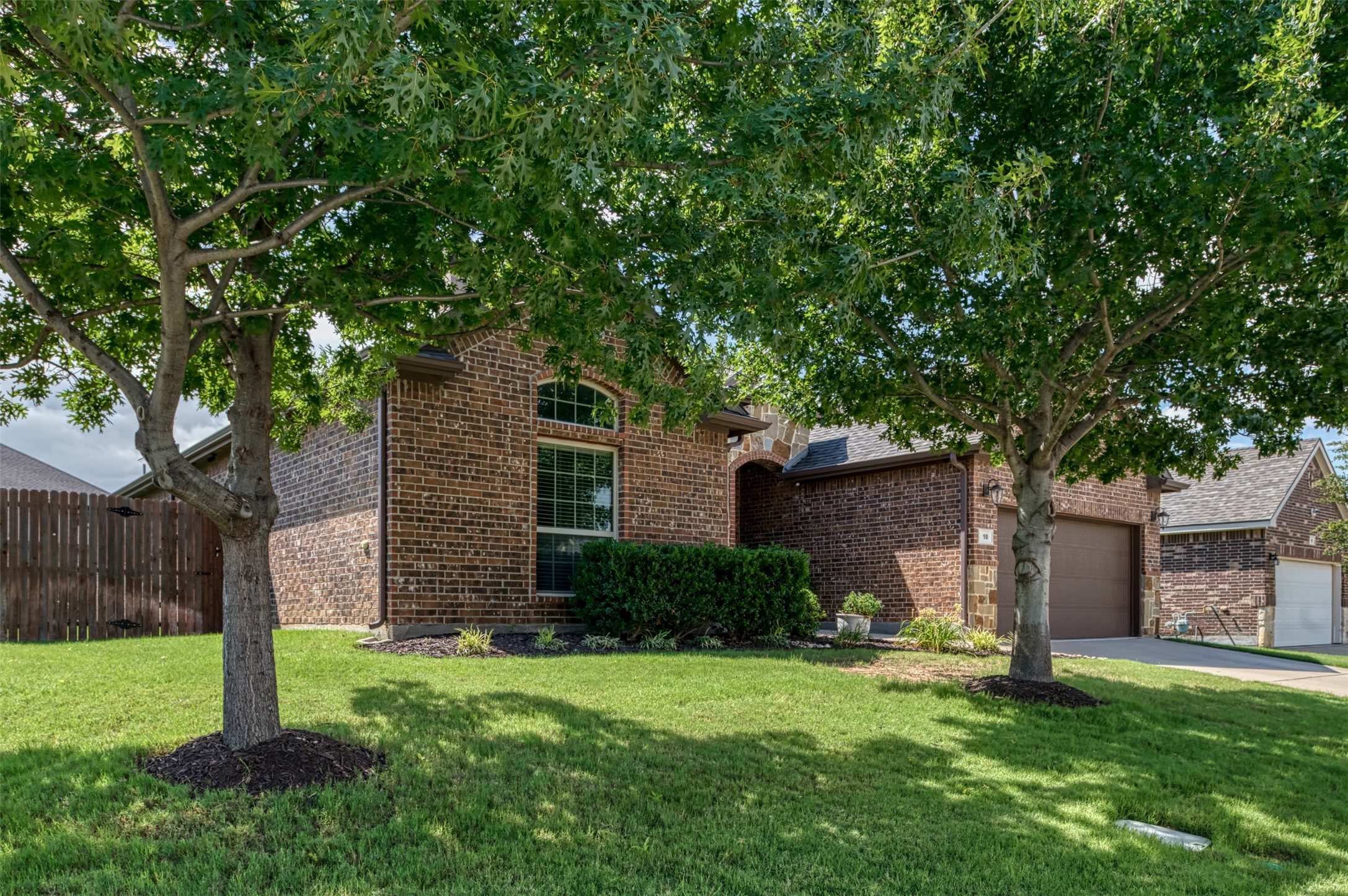 10 Ashlawn Court Edgecliff Village TX 76134