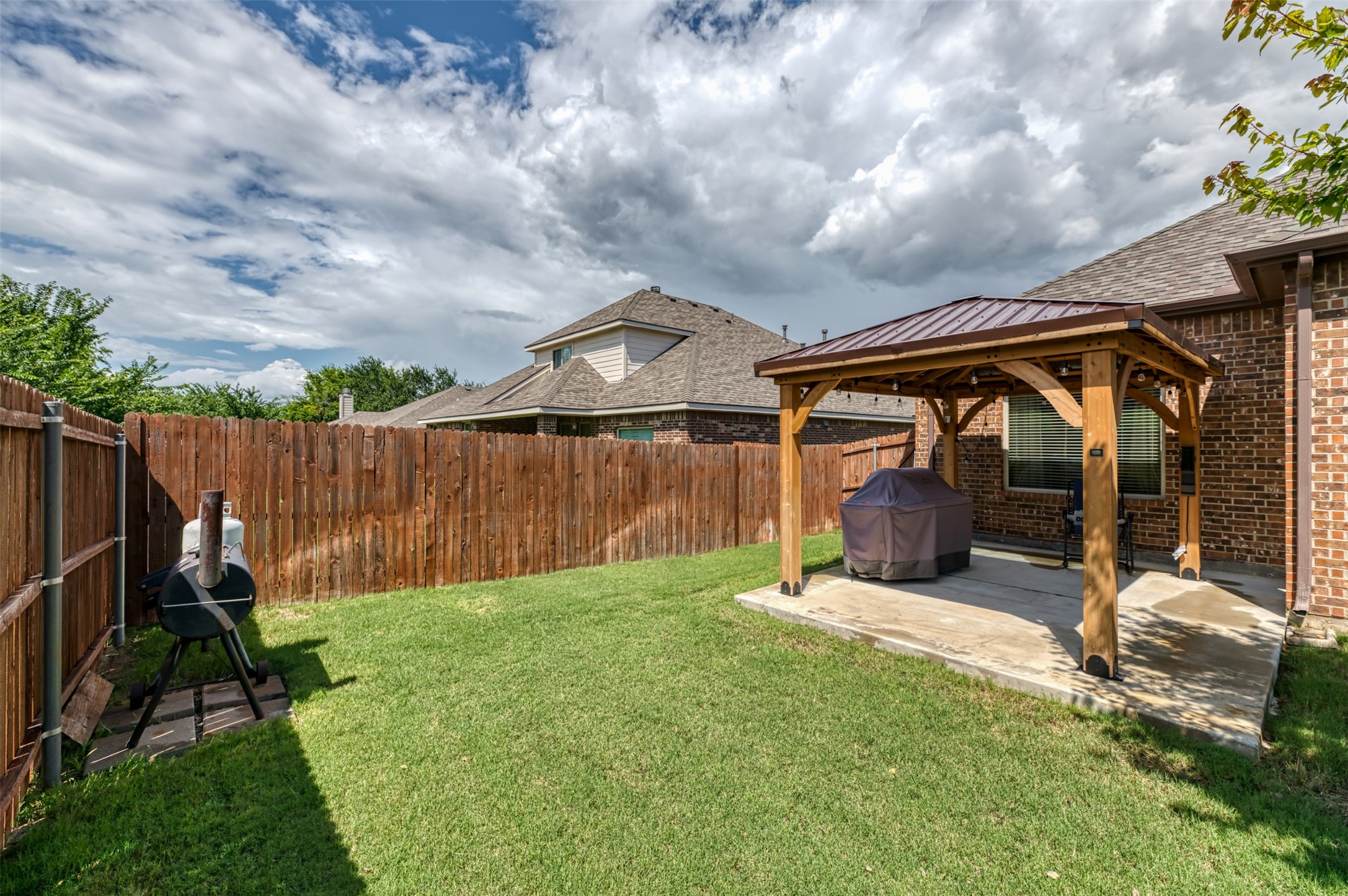 10 Ashlawn Court Edgecliff Village TX 76134