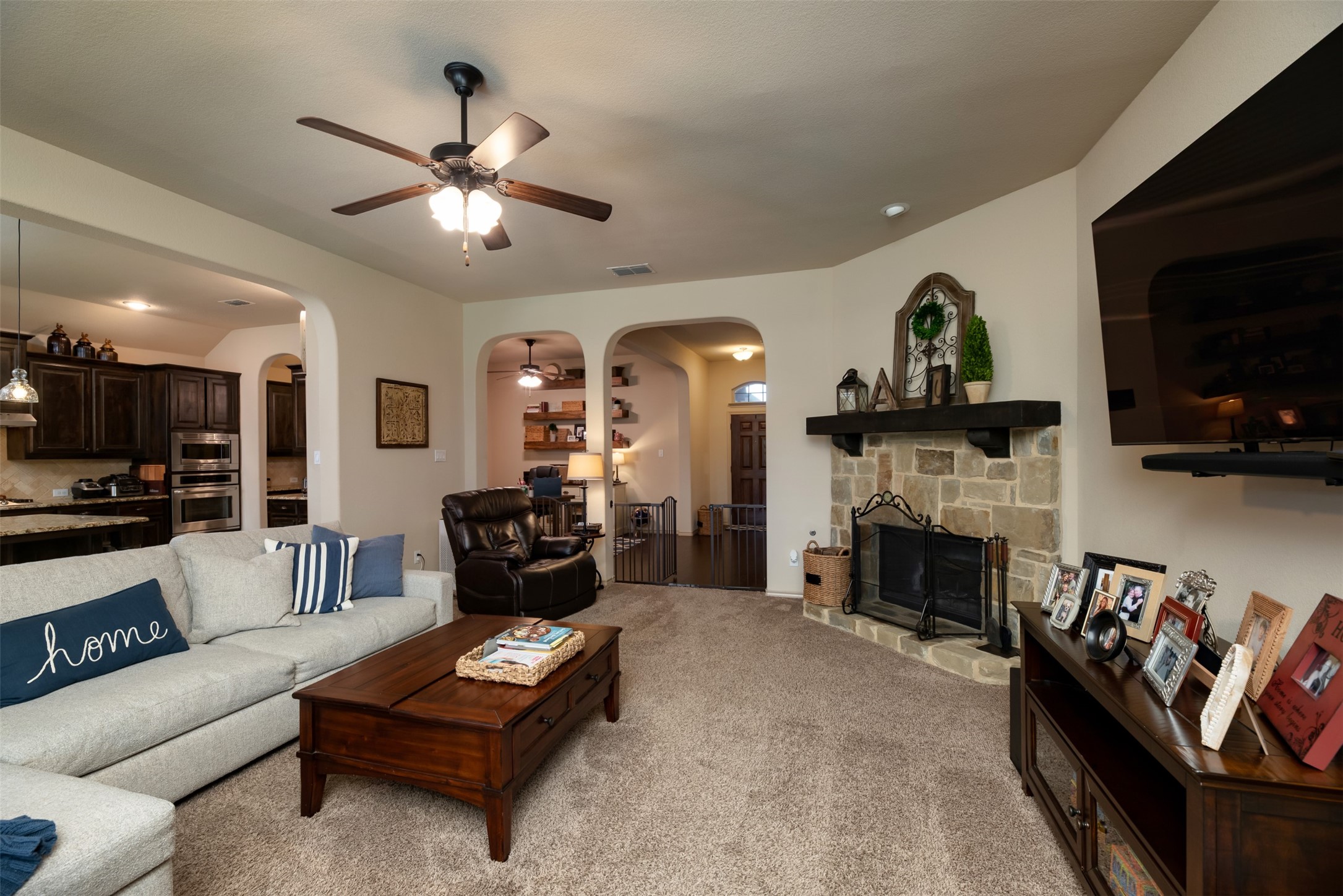 10 Ashlawn Court Edgecliff Village TX 76134