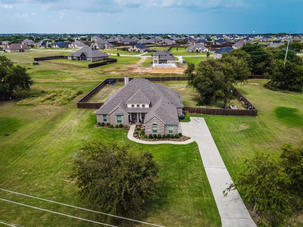 840 Black Champ Road Waxahachie TX 75167