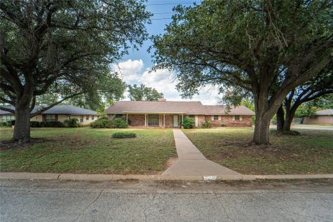 1508 W Elliott Street Breckenridge TX 76424