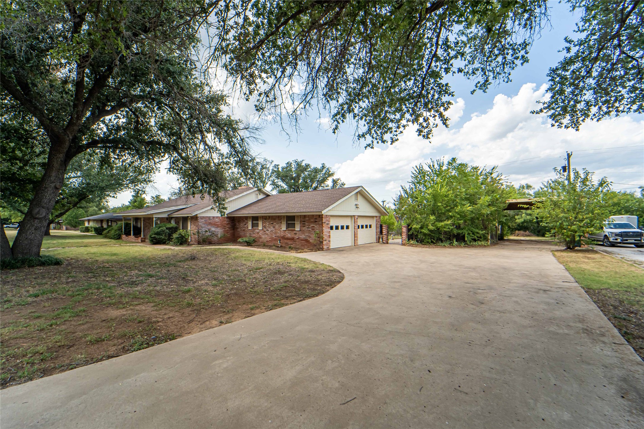 1508 W Elliott Street Breckenridge TX 76424