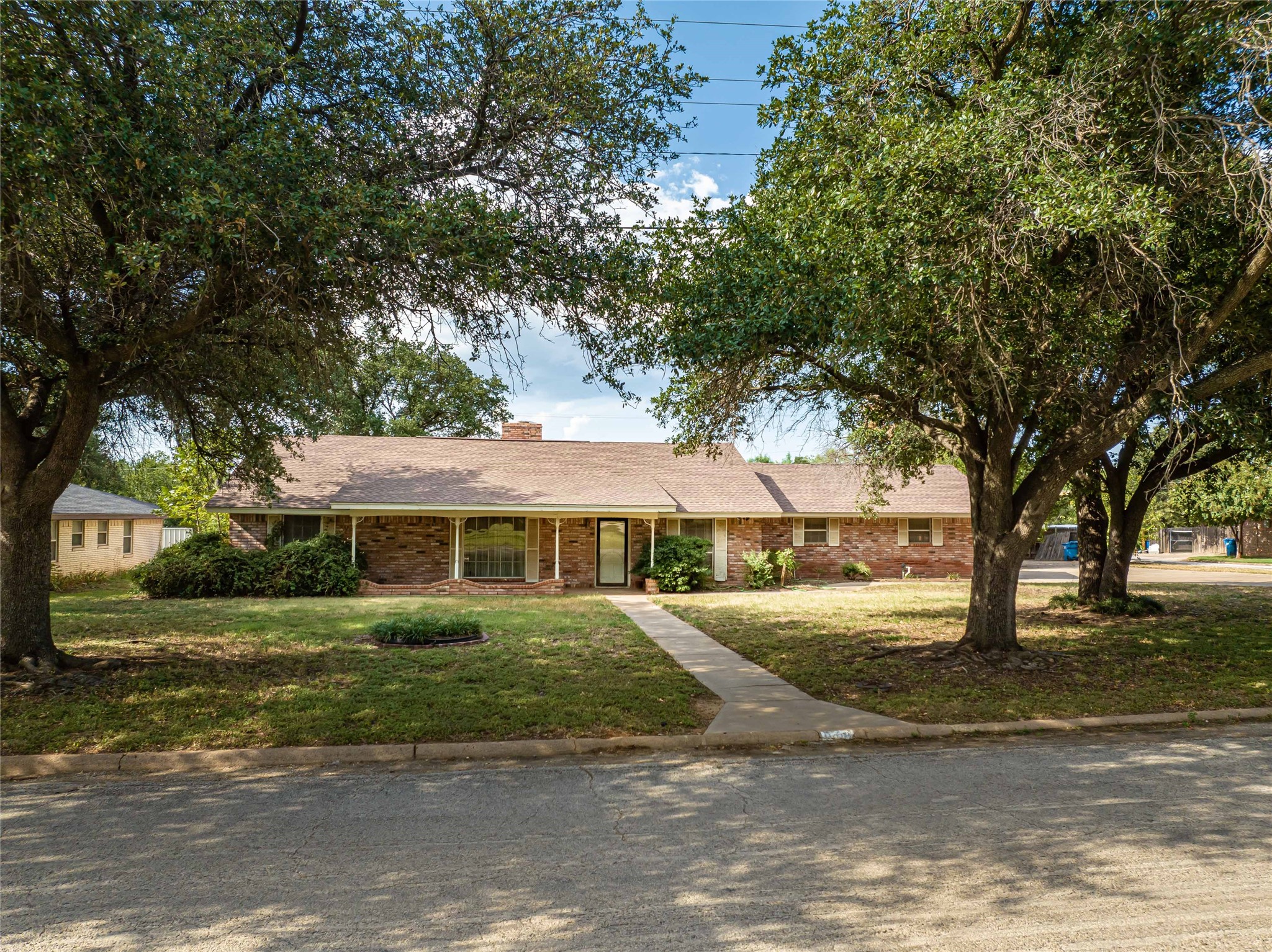 1508 W Elliott Street Breckenridge TX 76424