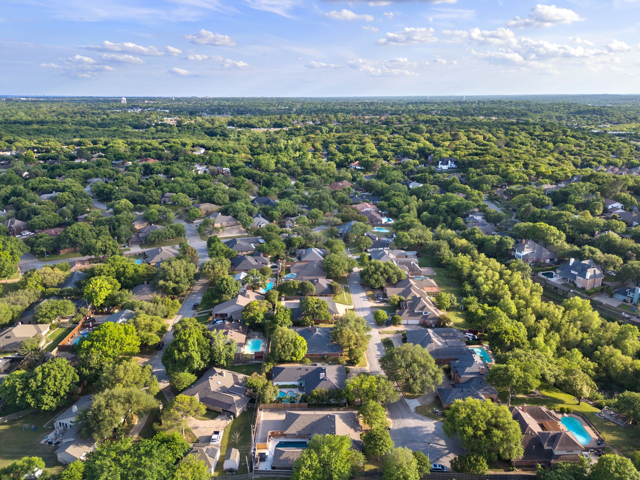 2103 Lake Country Drive Arlington TX 76012