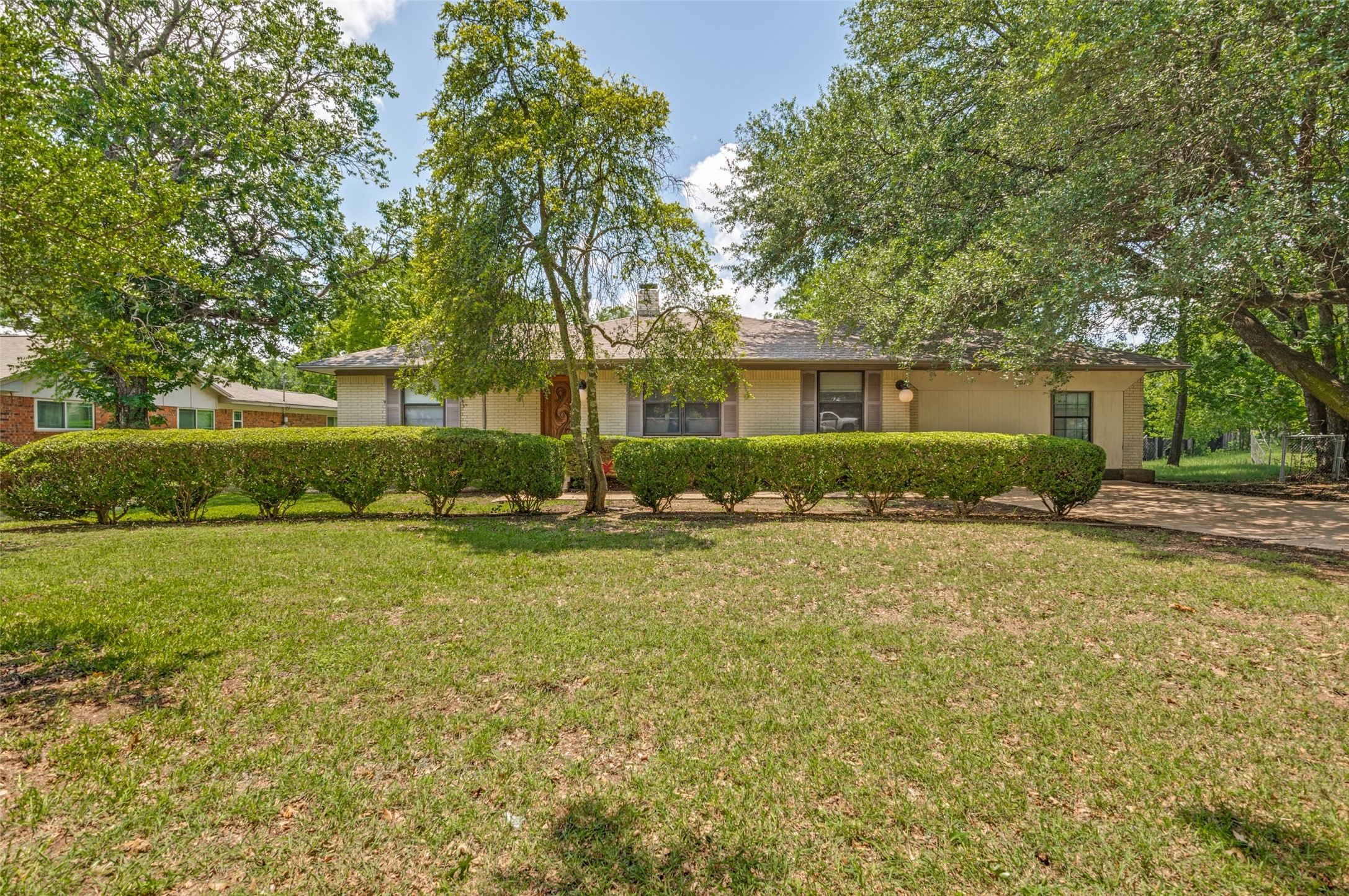 237 Southwood Drive Lancaster TX 75146