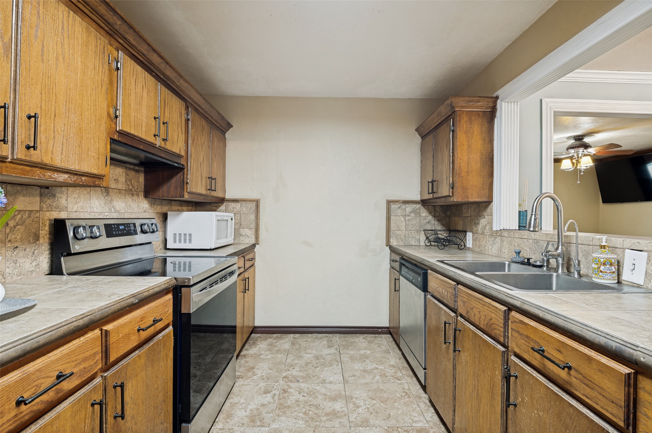 237 Southwood Drive Lancaster TX 75146
